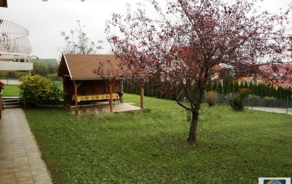 Porat House Lägenhet Zalakaros Exteriör bild