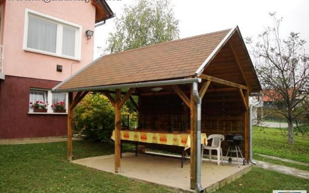 Porat House Lägenhet Zalakaros Exteriör bild